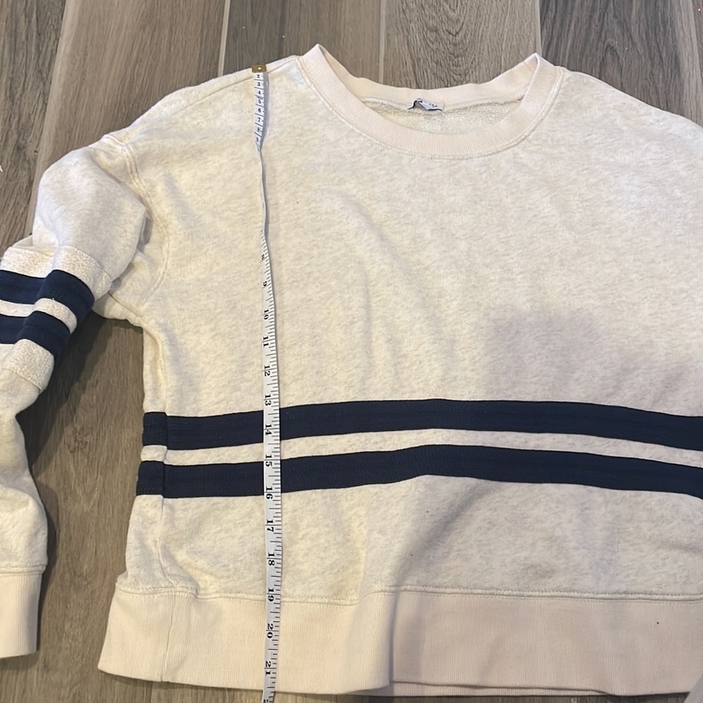 Splendid Seabrook Sweatshirt - Picture 8 of 9